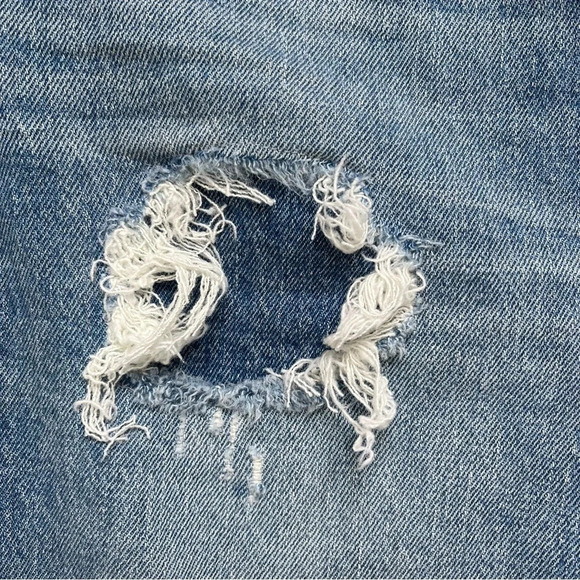 New! Madewell Classic Straight Jeans Corrie Wash: Step-Hem Edition 19592 - Picture 5 of 16